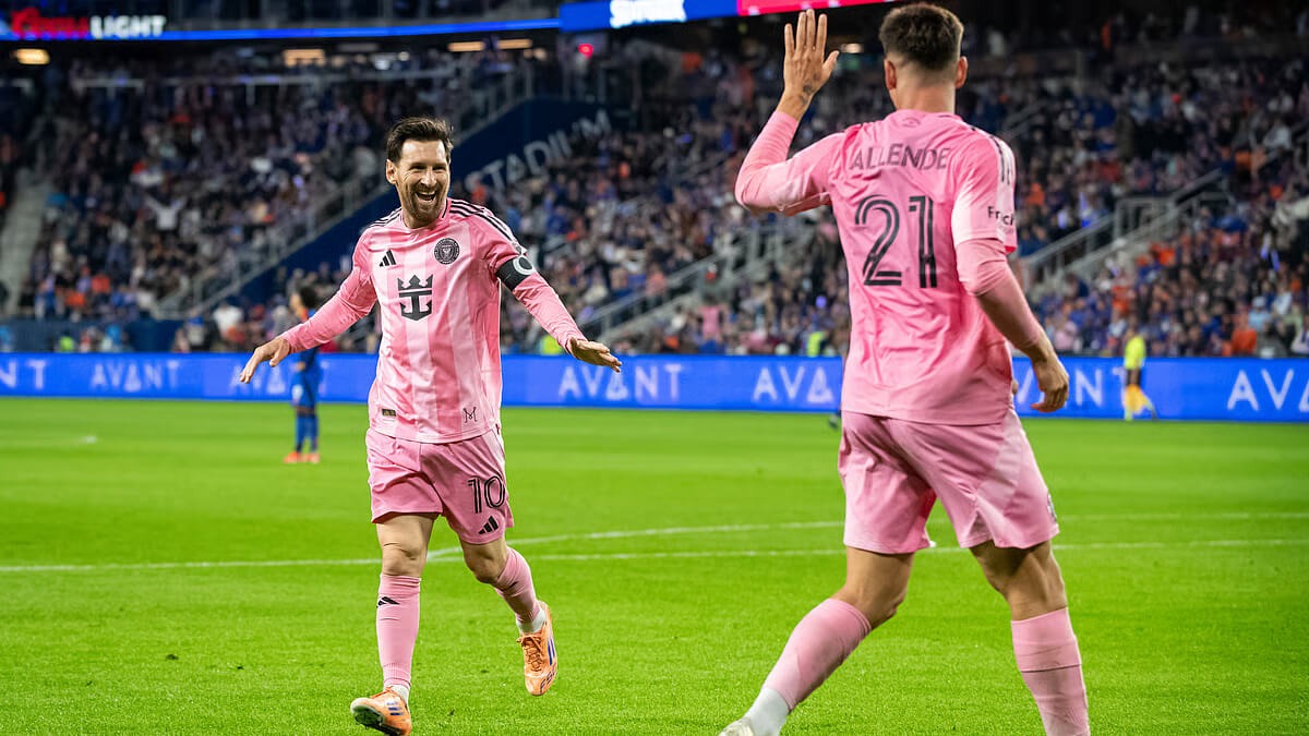 Messi tỏa sáng đưa Inter Miami vào chung kết miền Đông MLS