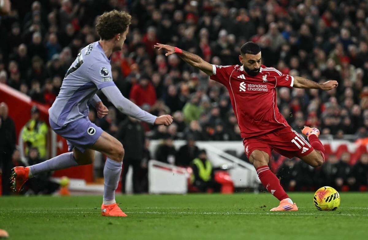 Nụ cười trở lại với Salah, nhưng tương lai ở Liverpool vẫn để ngỏ