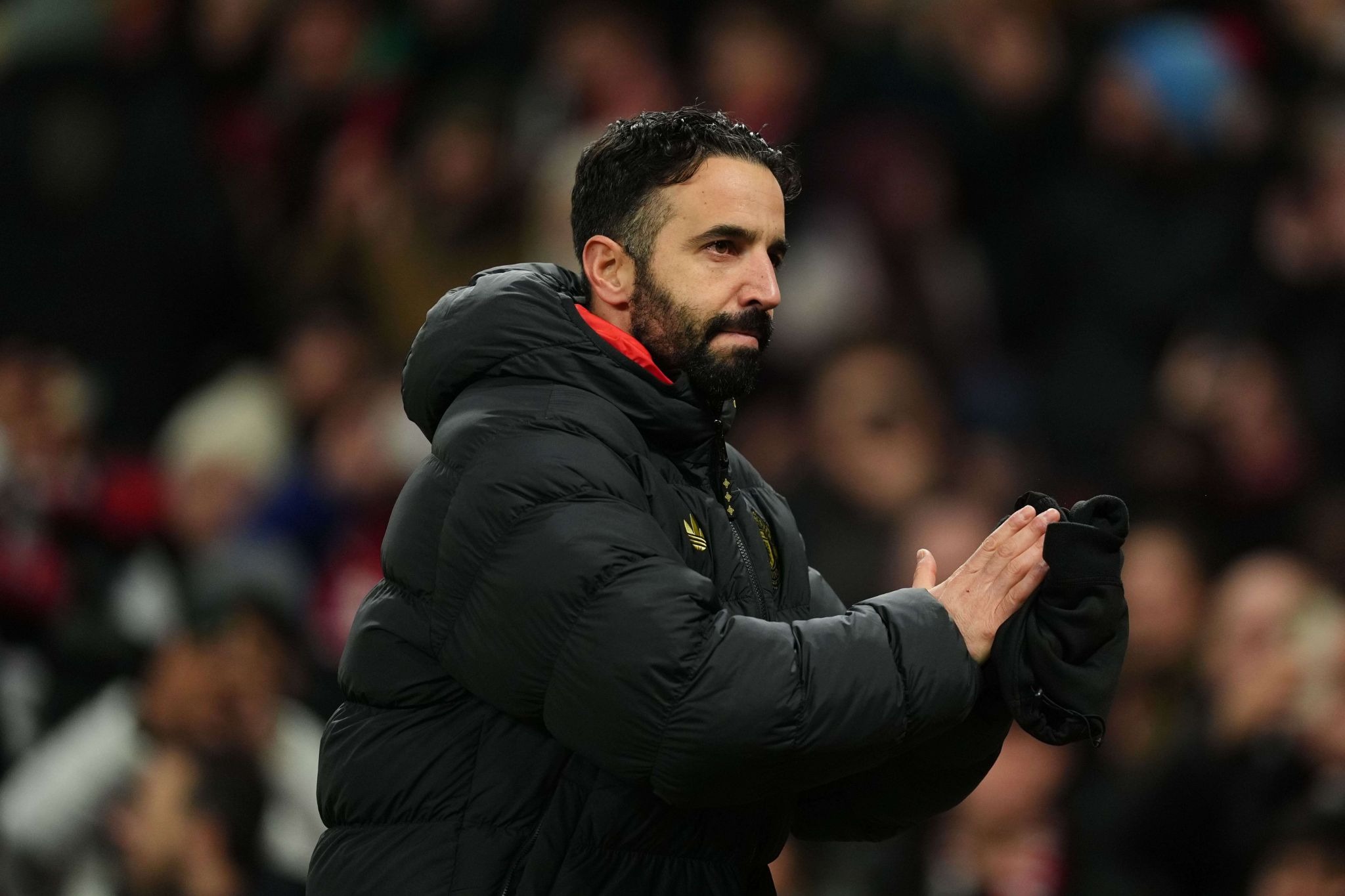 Bộ mặt thực dụng của Man Utd khi không có Bruno