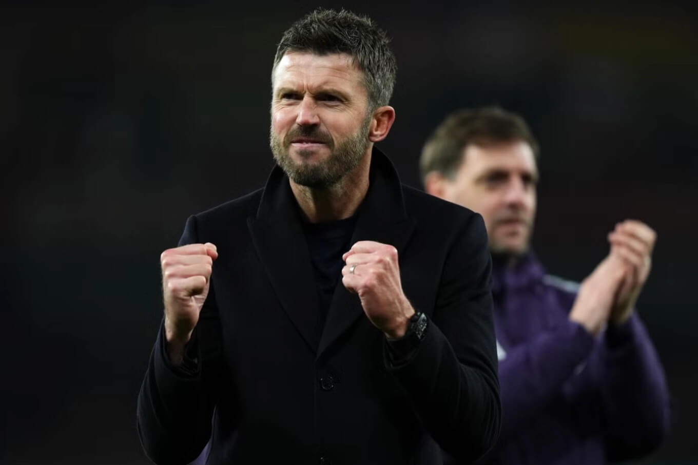 Man Utd chưa hoàn toàn trở lại, nhưng Carrick đã đánh thức 'Quỷ đỏ'