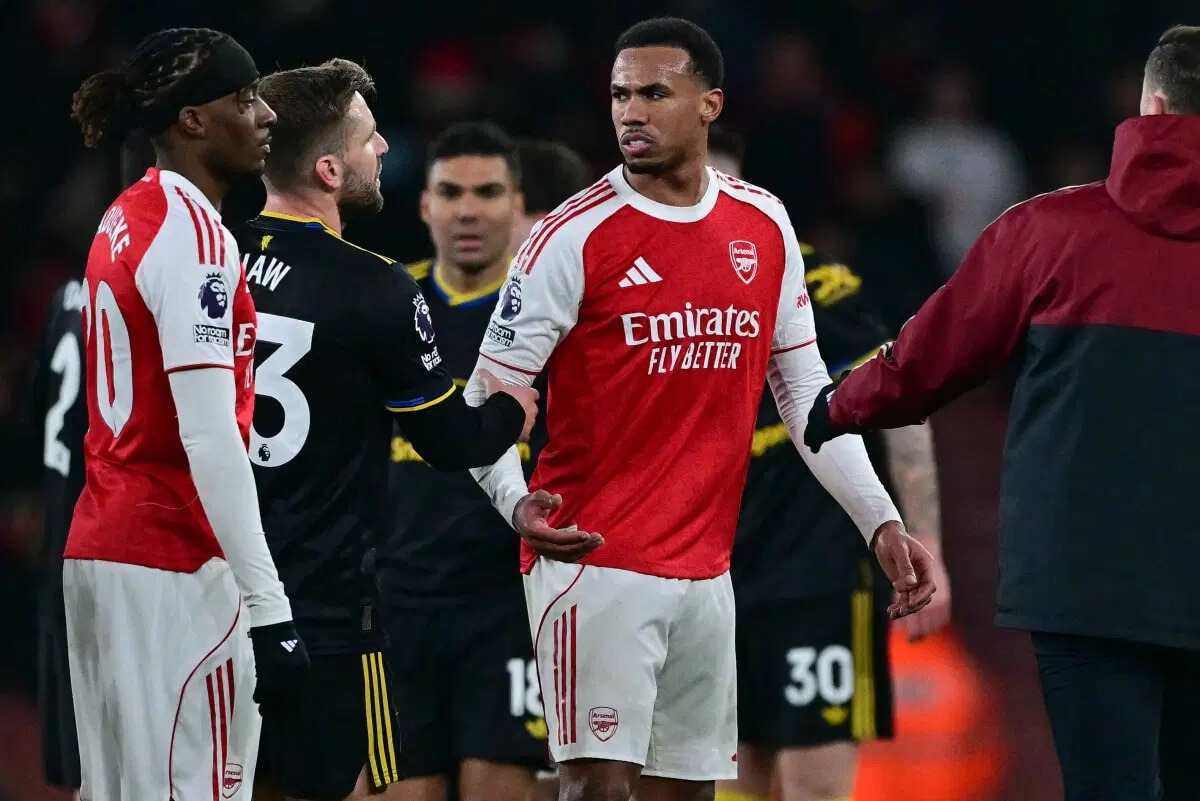 Vòng 24 Ngoại hạng Anh: Carrick đối mặt thử thách mới, Tottenham quyết đấu Man City