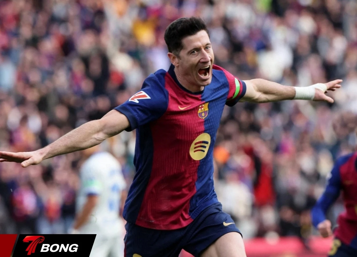 Barcelona nhắm Alvarez thay thế Lewandowski
