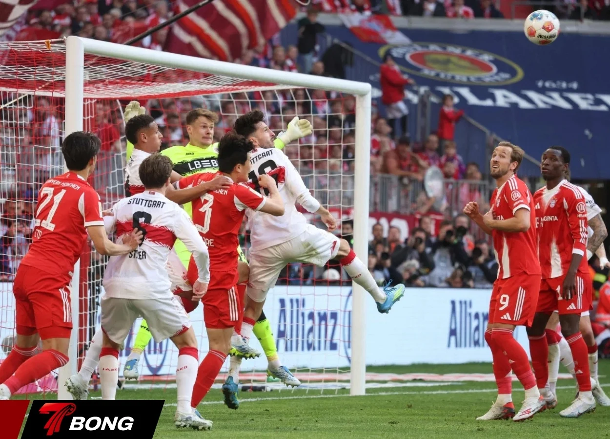 Bayern ngược dòng ấn tượng trước Stuttgart