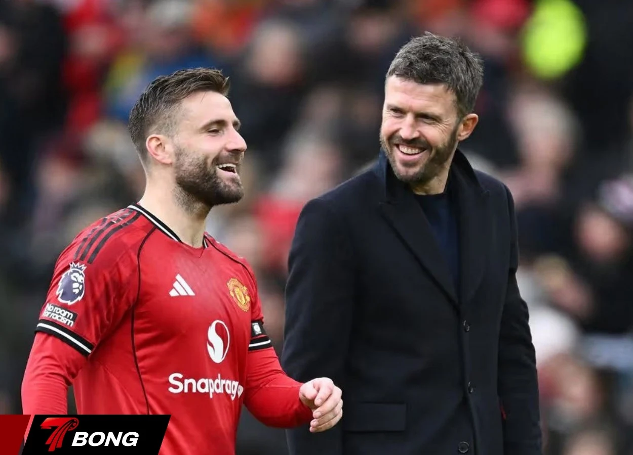 Carrick nổi bật khi các ứng viên khác rời cuộc đua