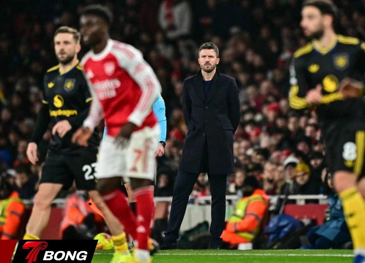 Carrick tái thiết MU với các trụ cột chủ chốt