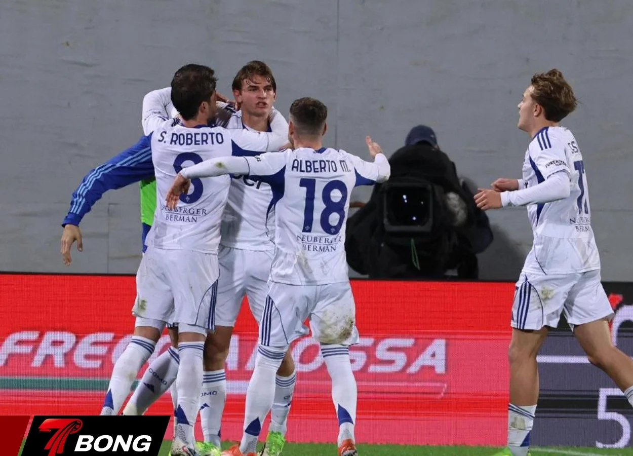 Como chuẩn bị đối đầu Napoli tứ kết