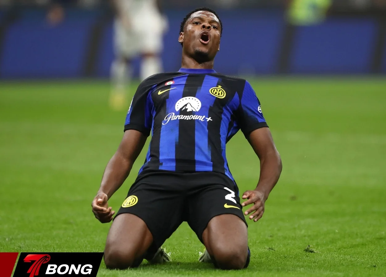 Inter đang cân nhắc bán Dumfries cho Liverpool