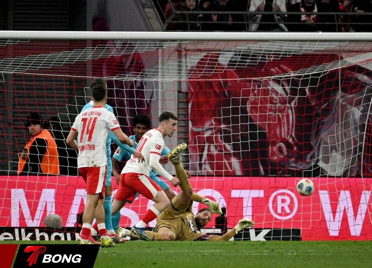 Leipzig thắng áp đảo với tỷ số thuyết phục