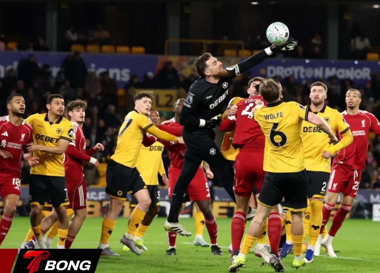 Liverpool gặp khó trước hàng thủ Wolves
