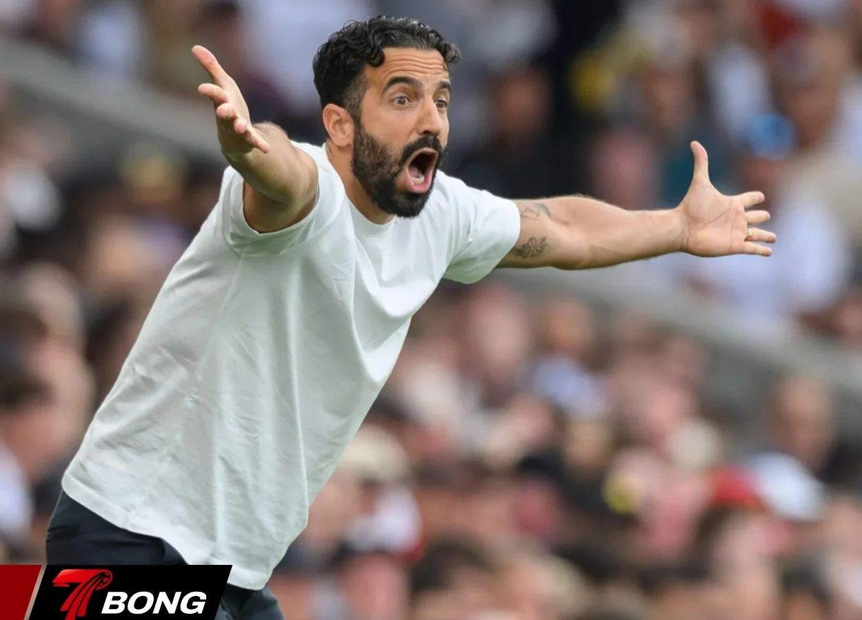 Man United chi gần 16 triệu bảng cho Amorim