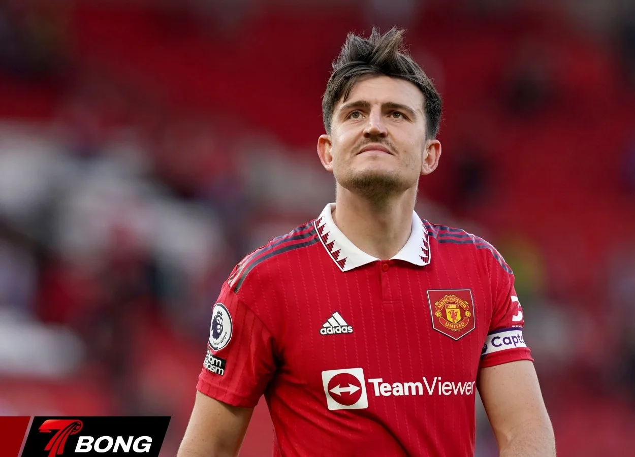 Maguire chấp nhận giảm lương ở lại MU