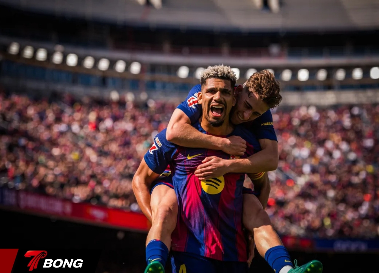 Araujo ăn mừng bàn thắng quyết định tại Nou Camp