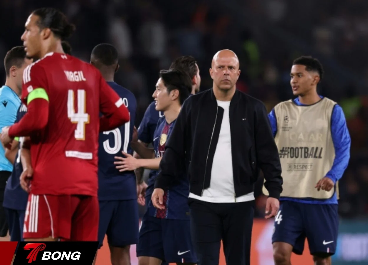 Arne Slot chịu áp lực lớn sau thất bại