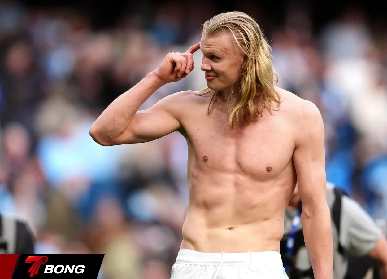 Biểu cảm hài hước của Haaland sau chiến thắng lớn