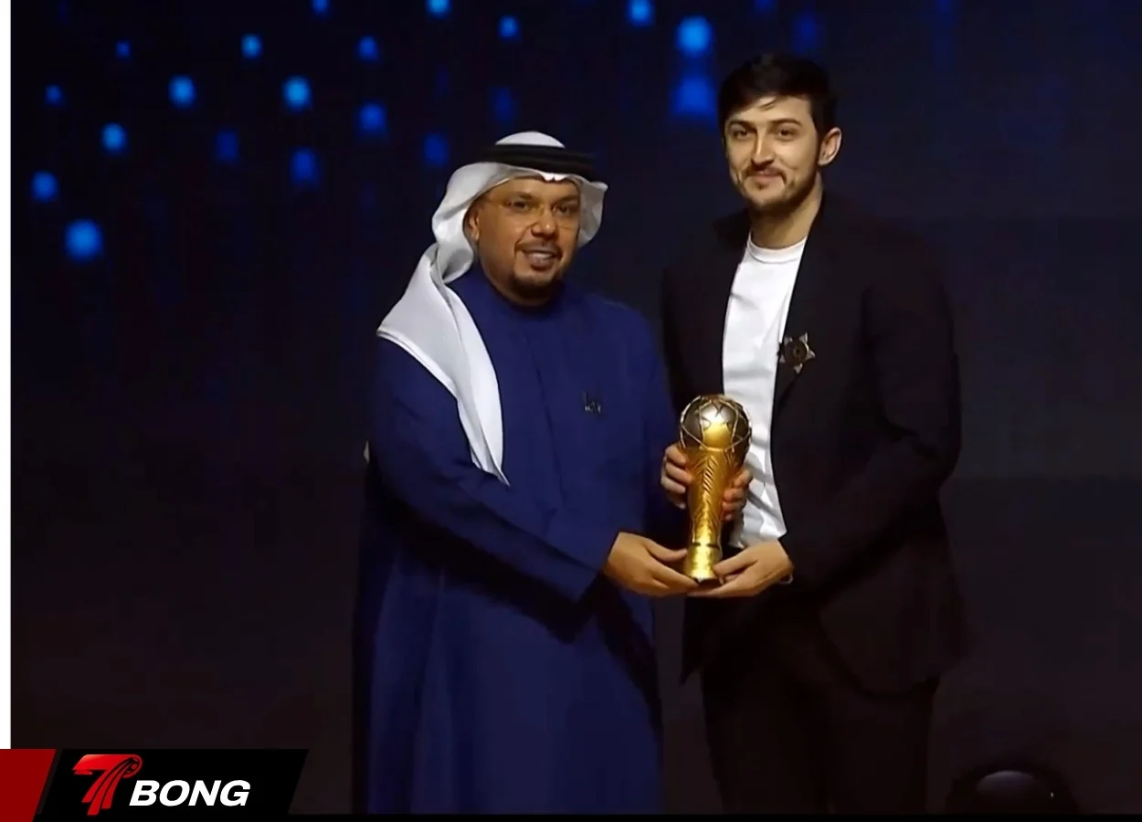 Thực hư về câu chuyện Sardar Azmoun bị loại