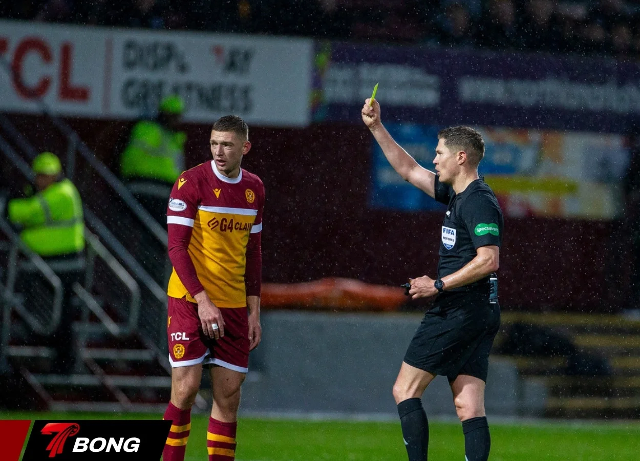 Cần gia tăng sự rõ ràng cho các án phạt của tổ trọng tài