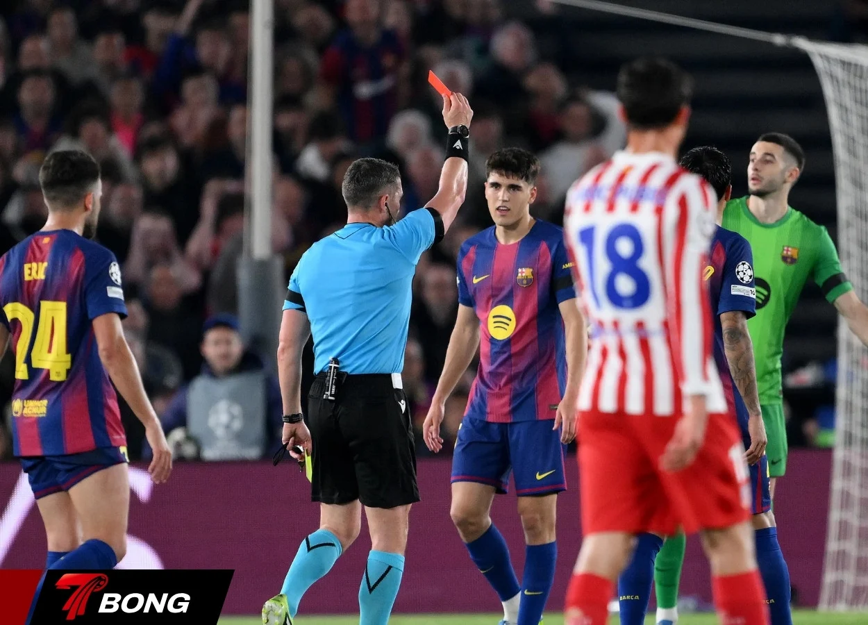 Cubarsi nhận thẻ đỏ gây tranh cãi lớn