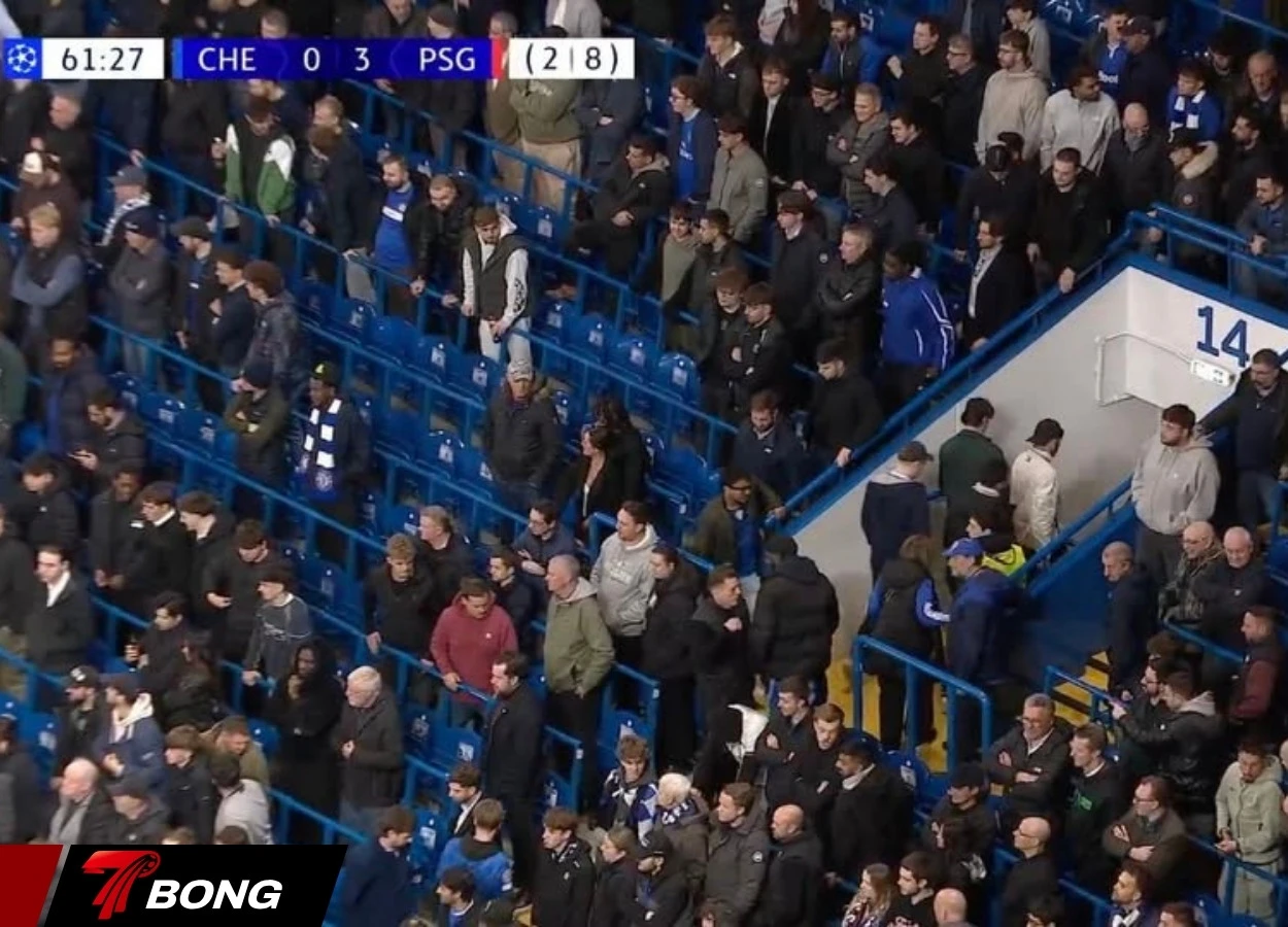 CĐV Chelsea bỏ về sớm vì thất vọng