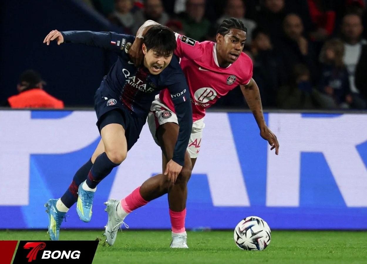 Cú đúp của Quả bóng Vàng và chiến thắng nhẹ nhàng trước Toulouse