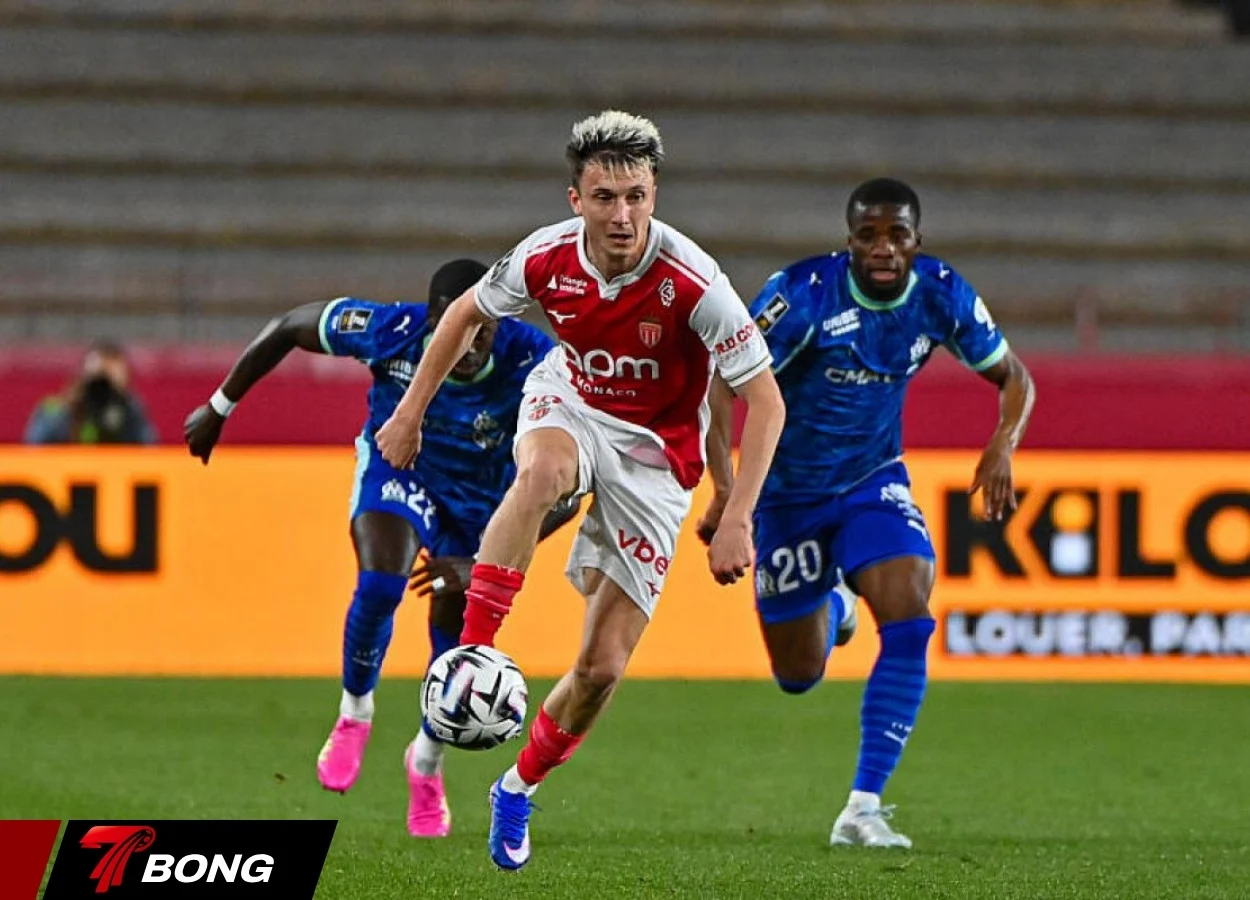 Cuộc đua vé Champions League đầy kịch tính