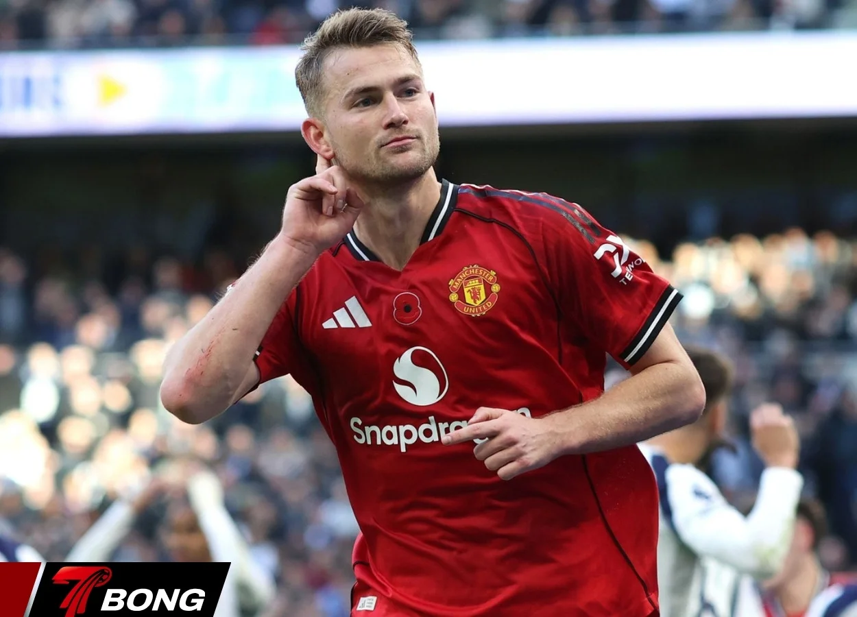 De Ligt nỗ lực phục hồi tại Carrington