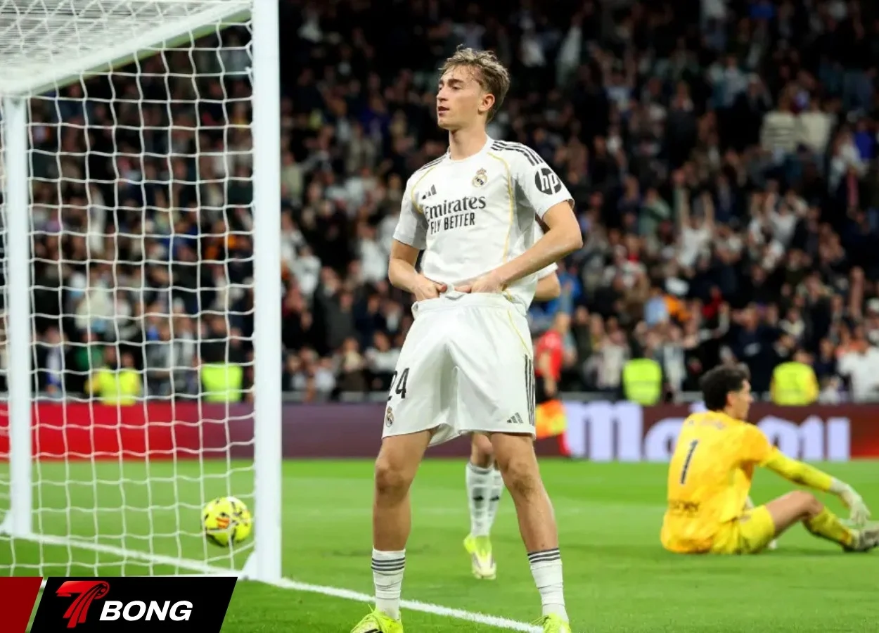 Dean Huijsen ghi bàn đầu tiên cho Real Madrid