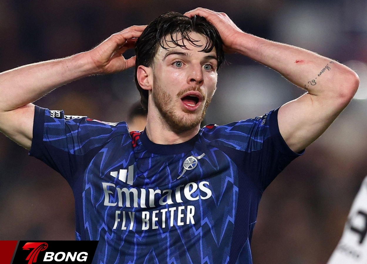 Declan Rice hài lòng với 1 điểm có được