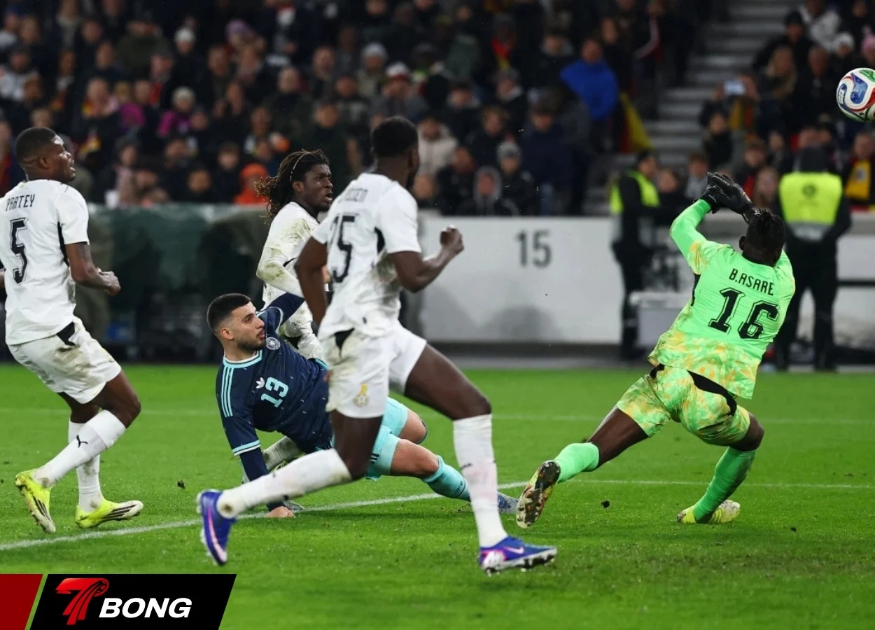 Đức áp đảo trước hàng thủ Ghana