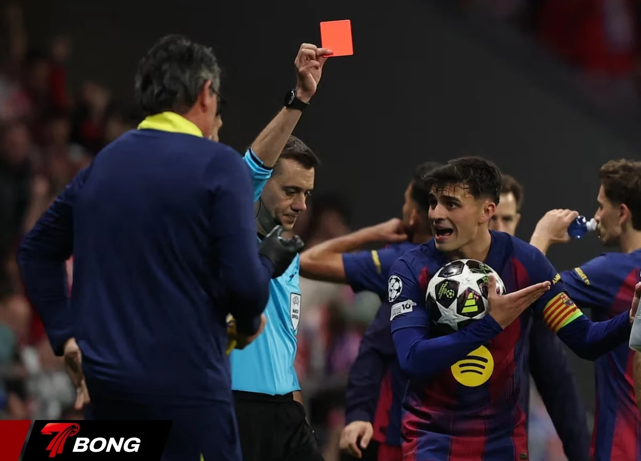 Eric Garcia nhận thẻ đỏ rời sân sớm