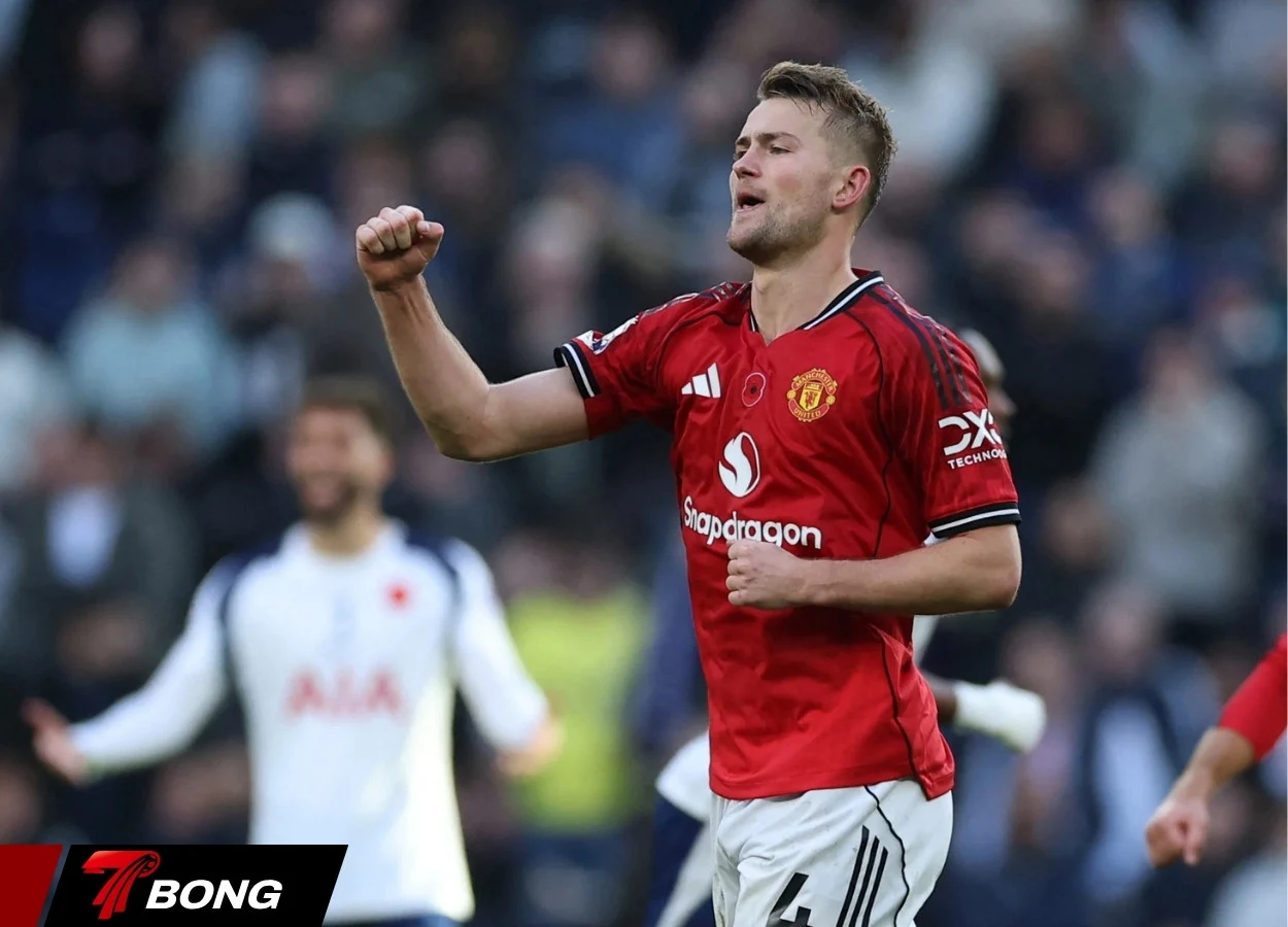 Giả thuyết tâm linh xoay quanh De Ligt gây sốt