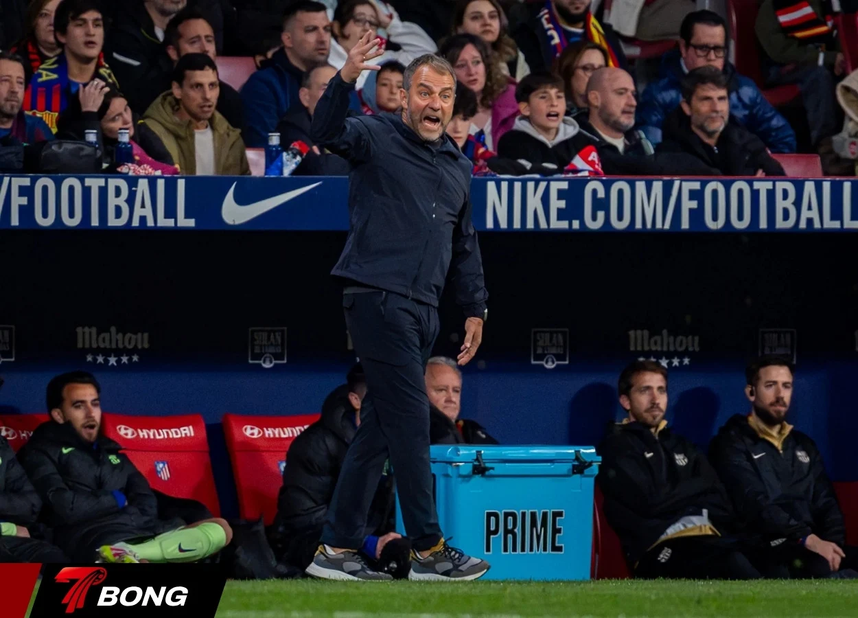 Henry và Flick phản đối thẻ đỏ Cubarsi