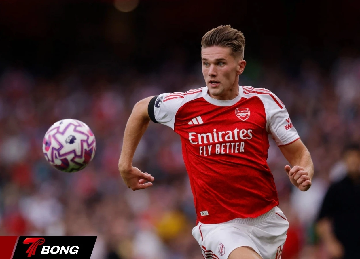 HLV Arteta dành lời khen cho Dowman sau trận