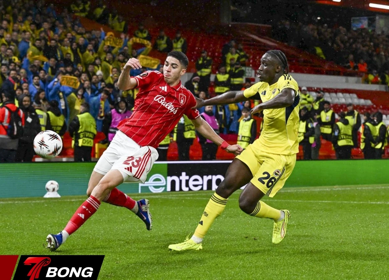 HLV Pereira thay đổi chiến thuật xuất sắc