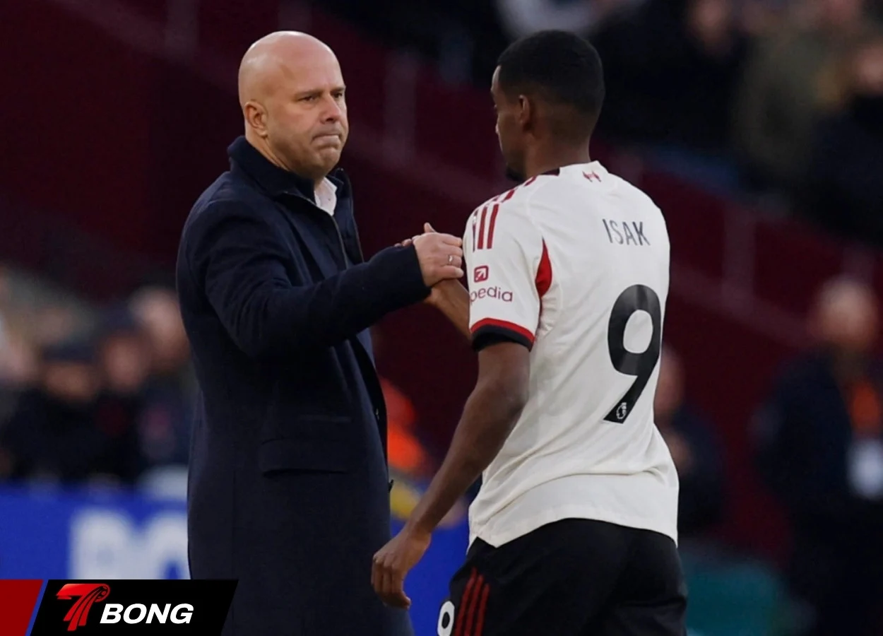 Isak trở lại nhưng khó gánh vác hàng công