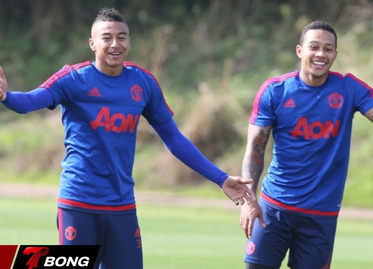 Lingard sẽ tái ngộ Depay tại Brazil