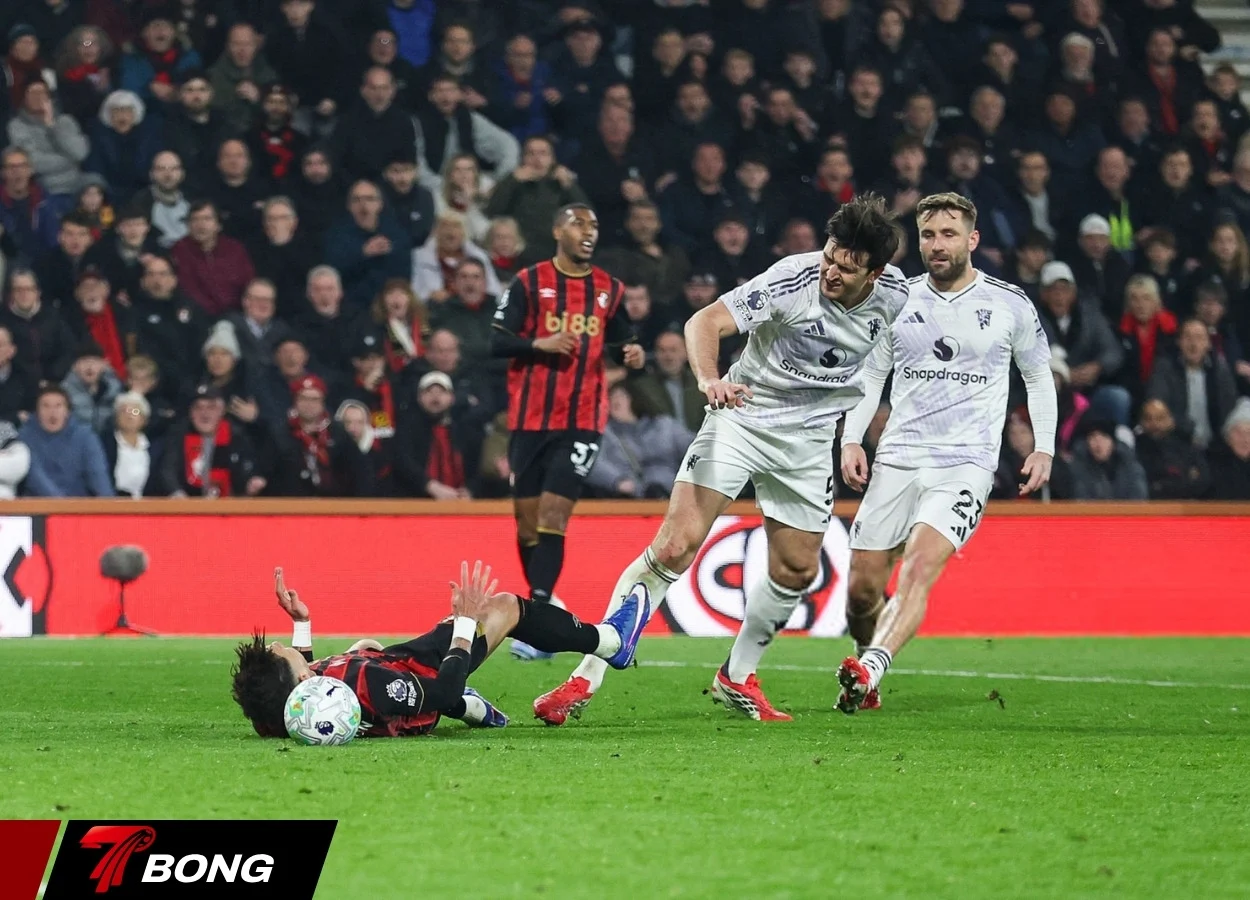 Loạt tình huống gây tranh cãi từ trận đấu