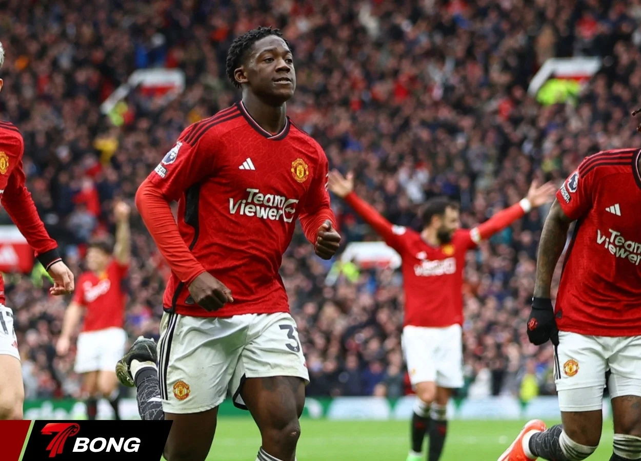 Mainoo thường xuyên đá chính tại MU thời Carrick