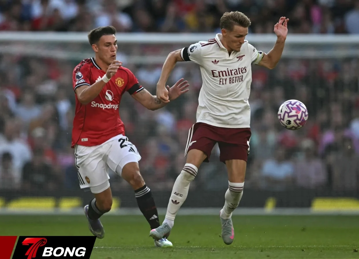 Man Utd đánh bại Arsenal tại Emirates