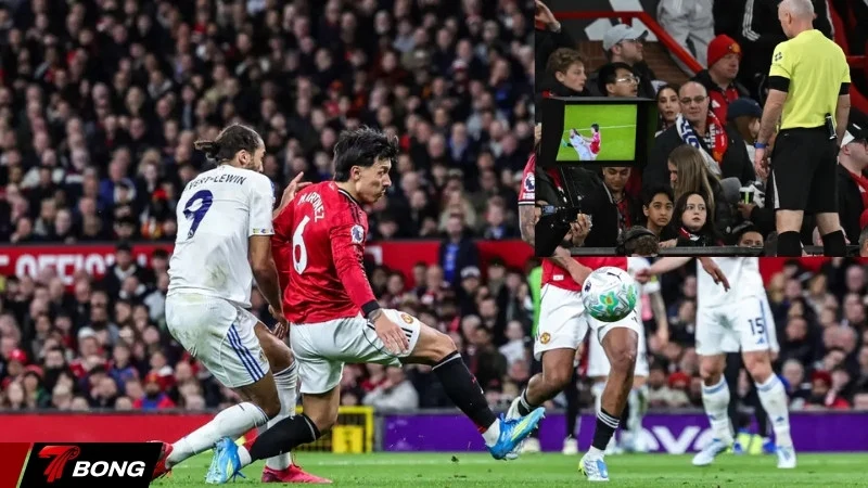 Martinez phá bóng trên vạch vôi cứu MU