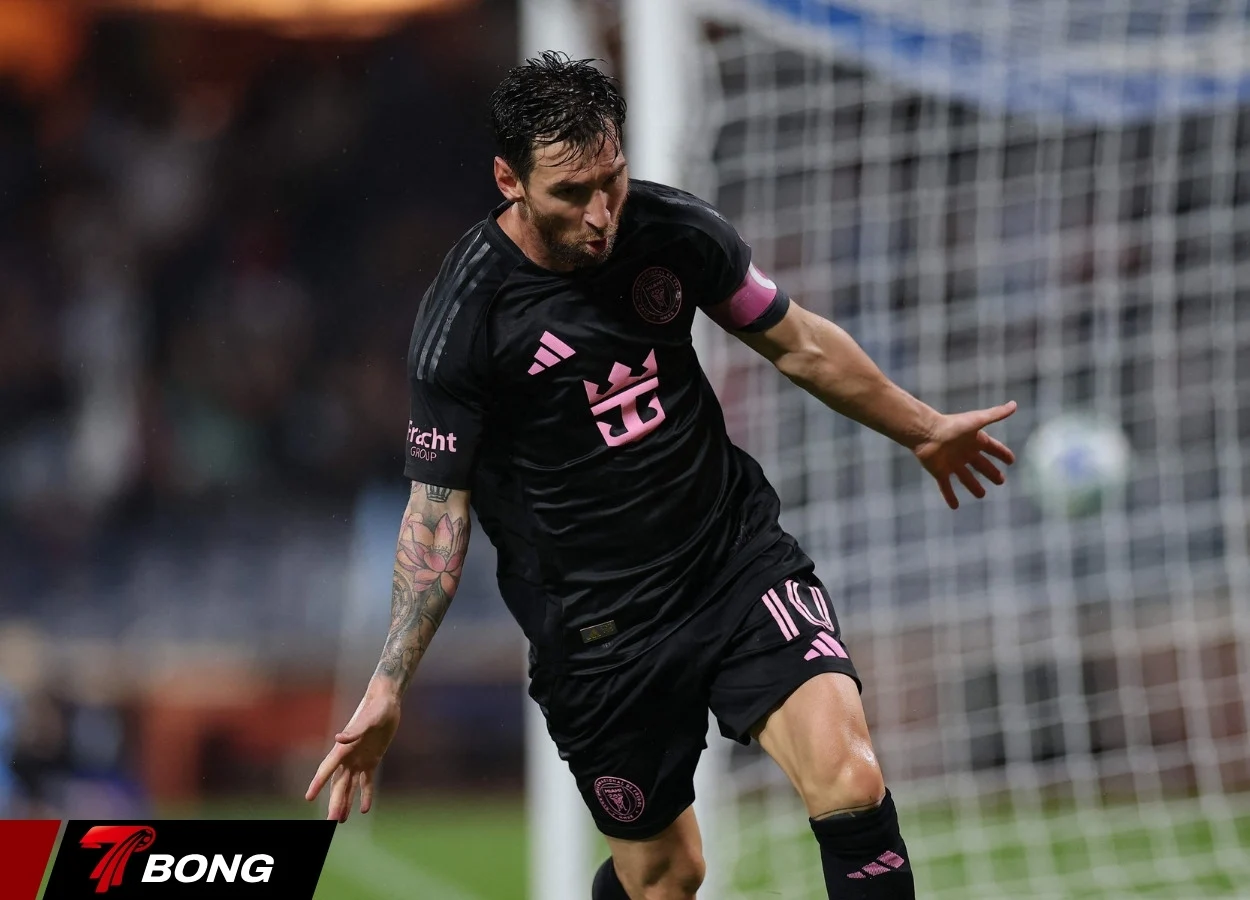 Messi ghi bàn thứ 901 từ cú sút phạt