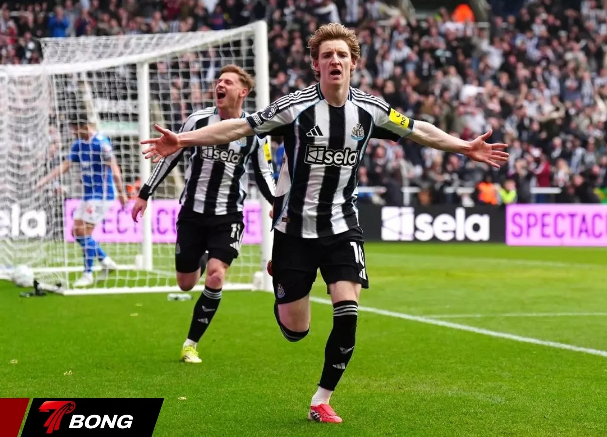 Newcastle mở tỷ số trong trận derby sân nhà