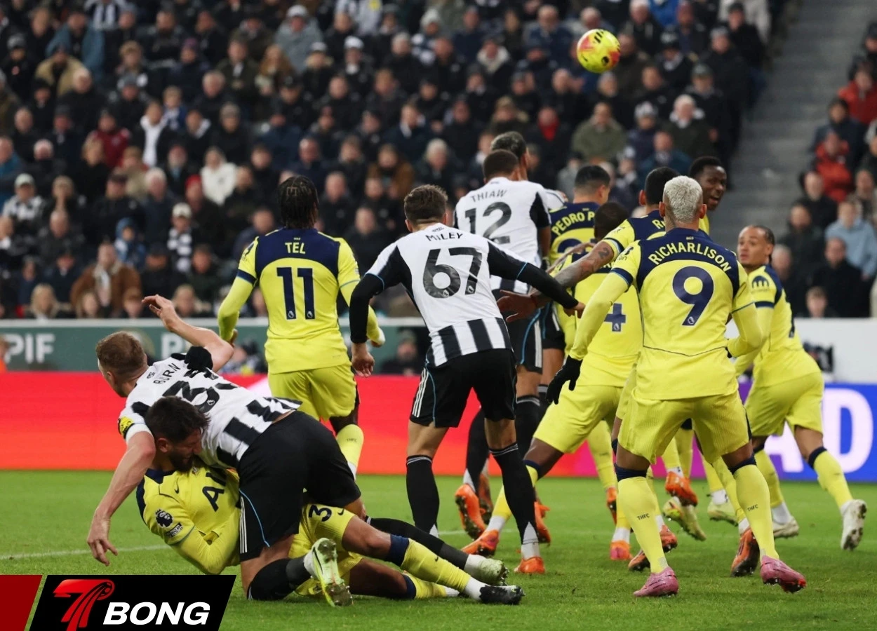 Những thay đổi chiến thuật bắt buộc trong cuộc đối