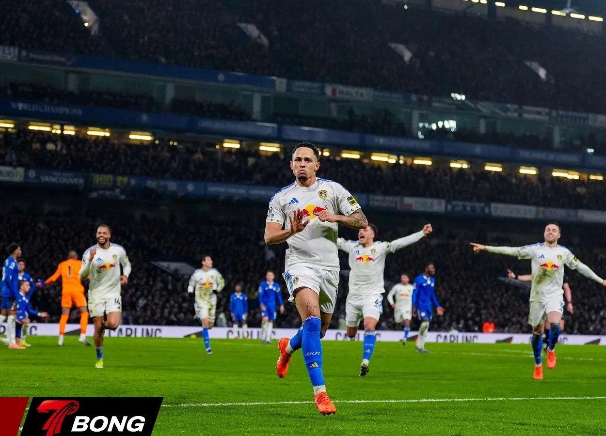 Noah Okafor ấn định tỷ số hòa 2-2