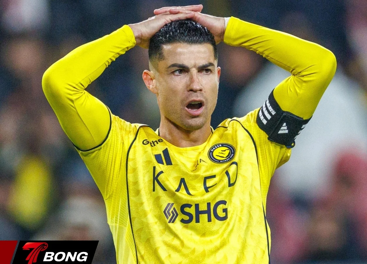 Ronaldo đối mặt áp lực từ thành công Benzema