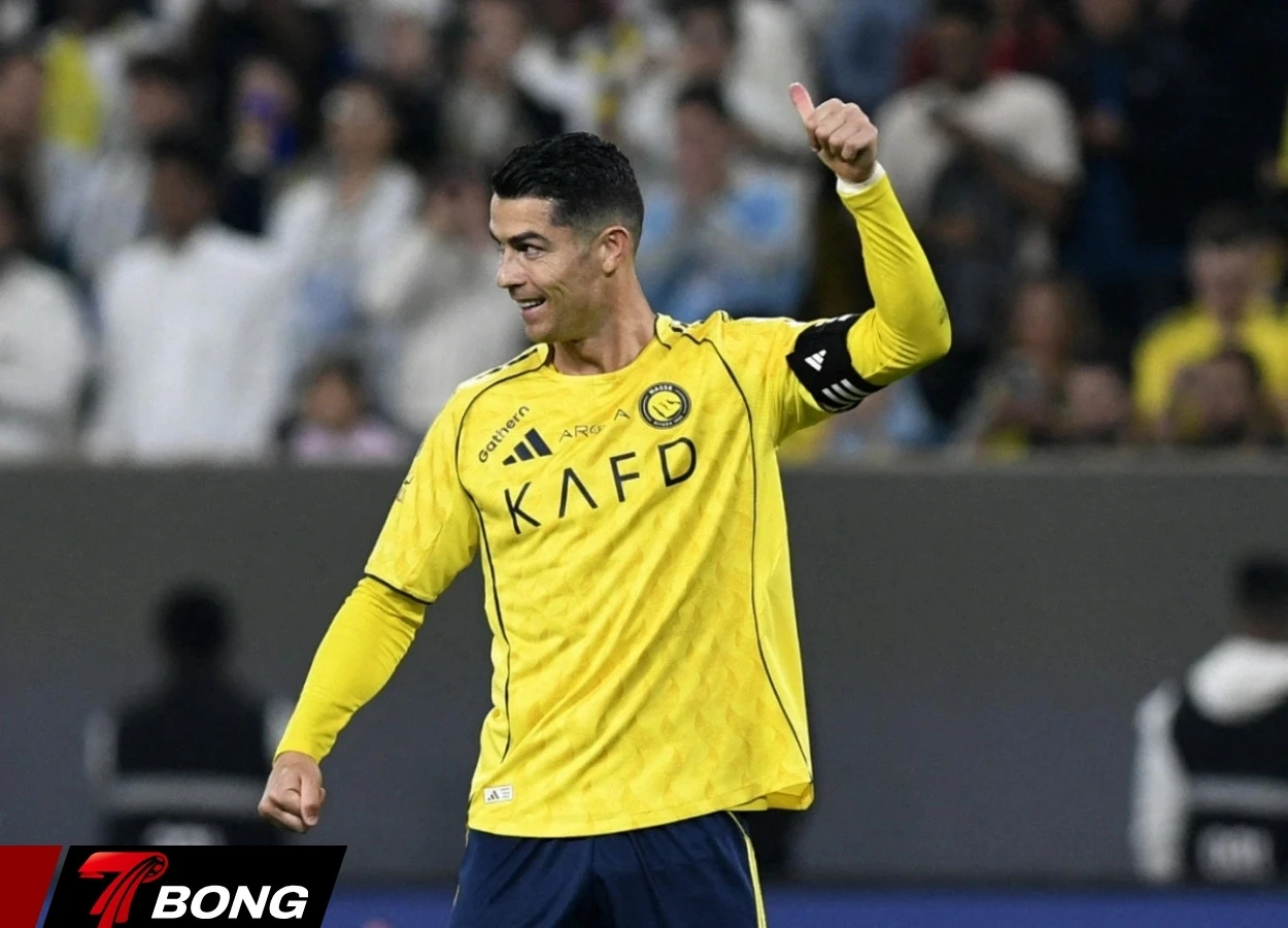 Ronaldo đối diện khó khăn vì chiến tranh
