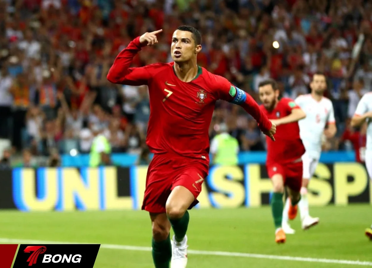 Ronaldo ghi hat-trick trước Tây Ban Nha 2018