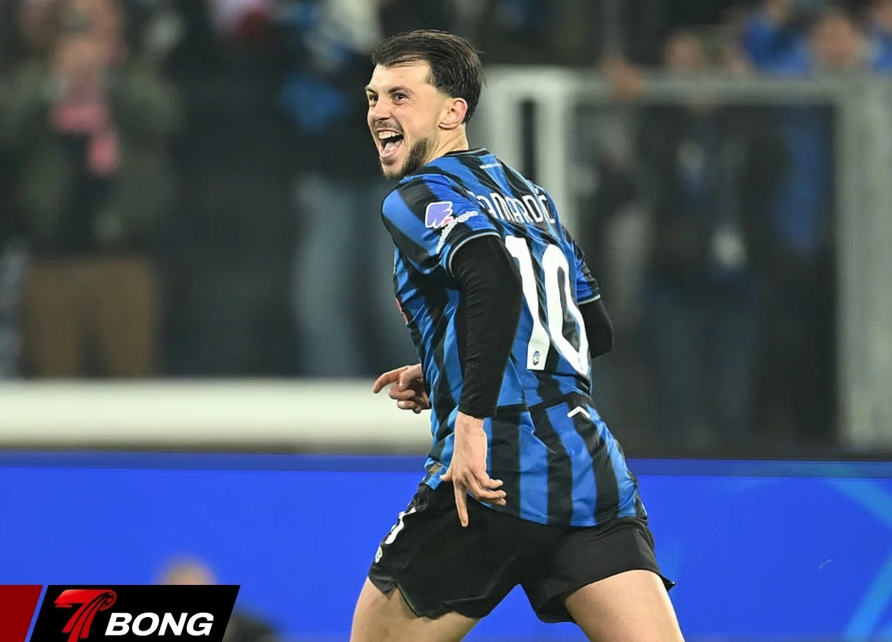 Samardzic thực hiện thành công quả penalty quyết định