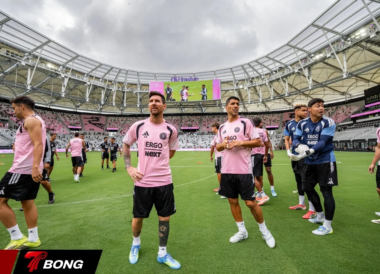 Sân NU Stadium tổ chức trận đấu ra mắt hoành tráng