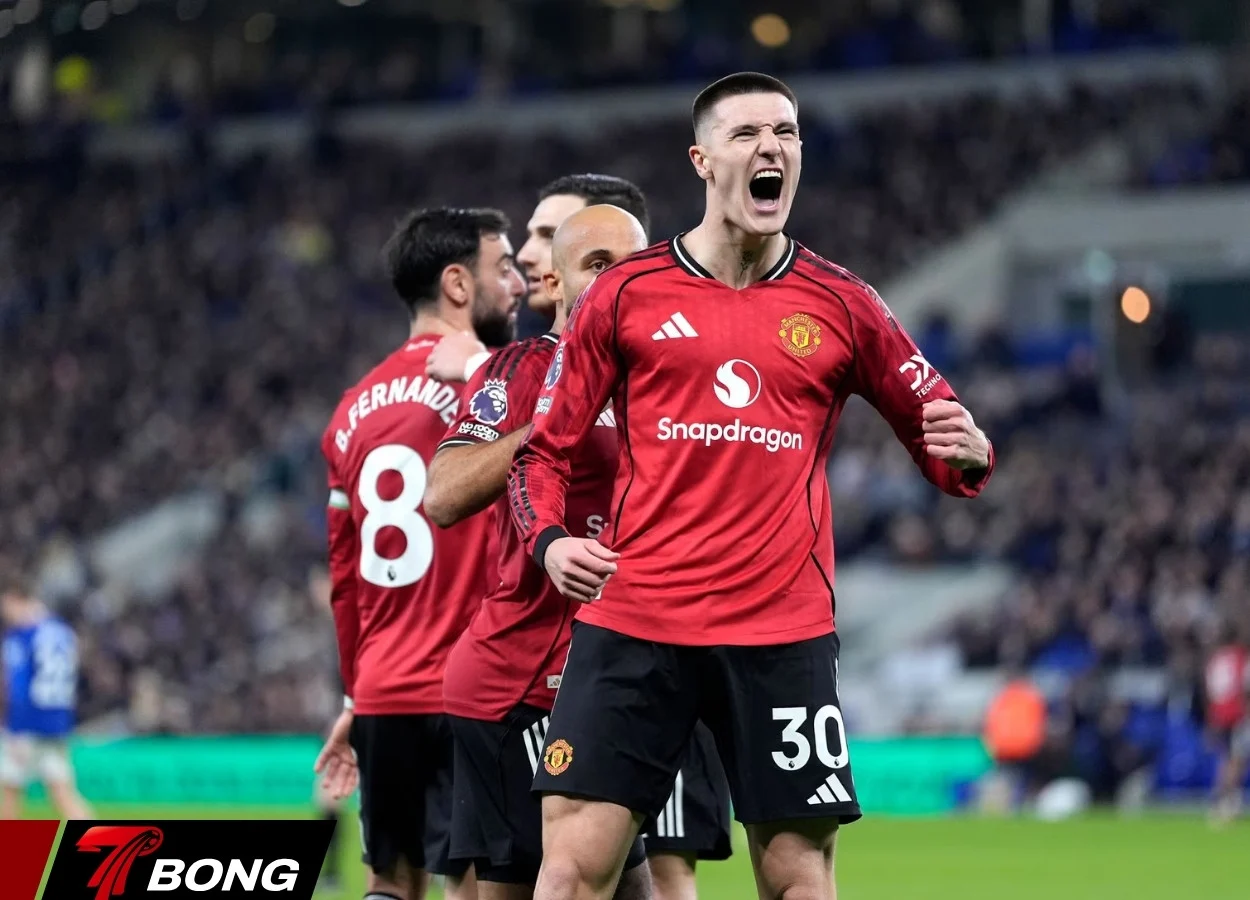 Sesko ăn mừng bàn thắng ấn định tỷ số