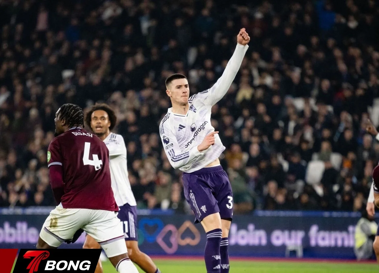 Sesko ăn mừng bàn thắng quý giá phút bù giờ